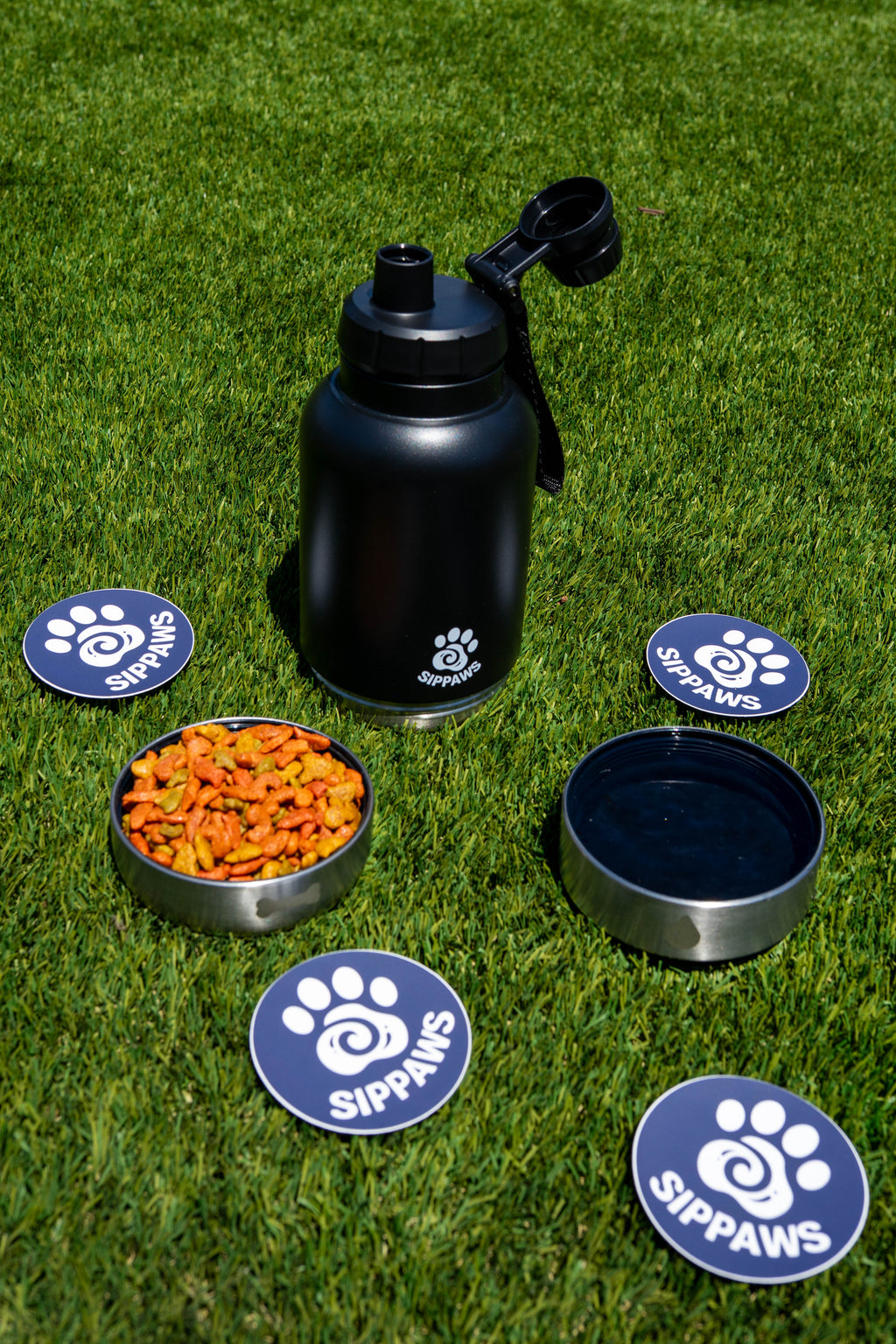 SIPPAWS™ Adventure-Ready Dog Water Bottle -  Satin Black / 32oz